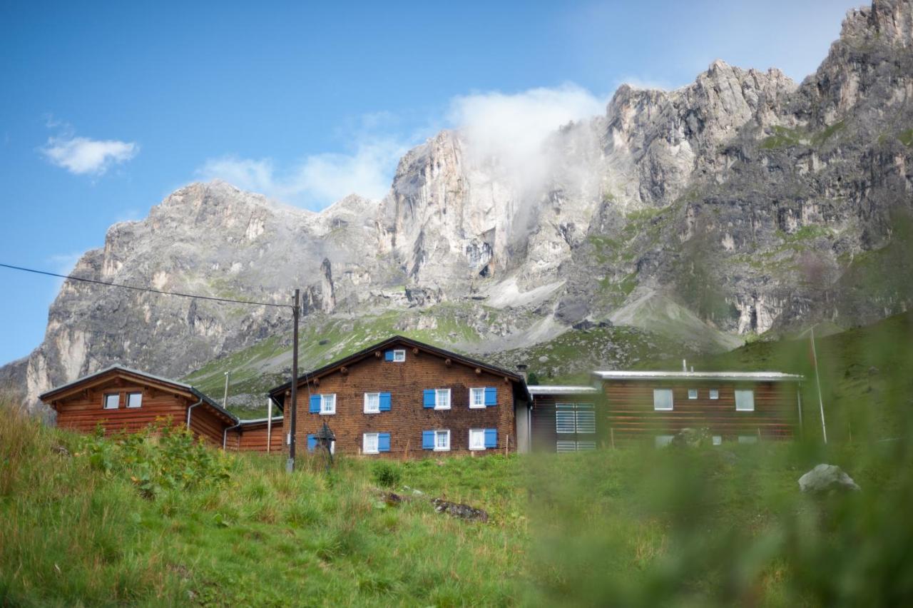 Berghaus Sulzfluh Sankt Antönien Exterior foto