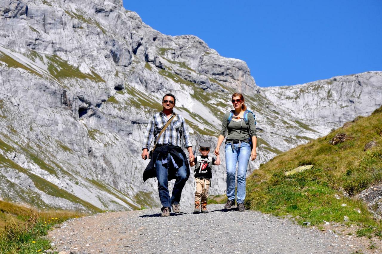 Berghaus Sulzfluh Sankt Antönien Exterior foto