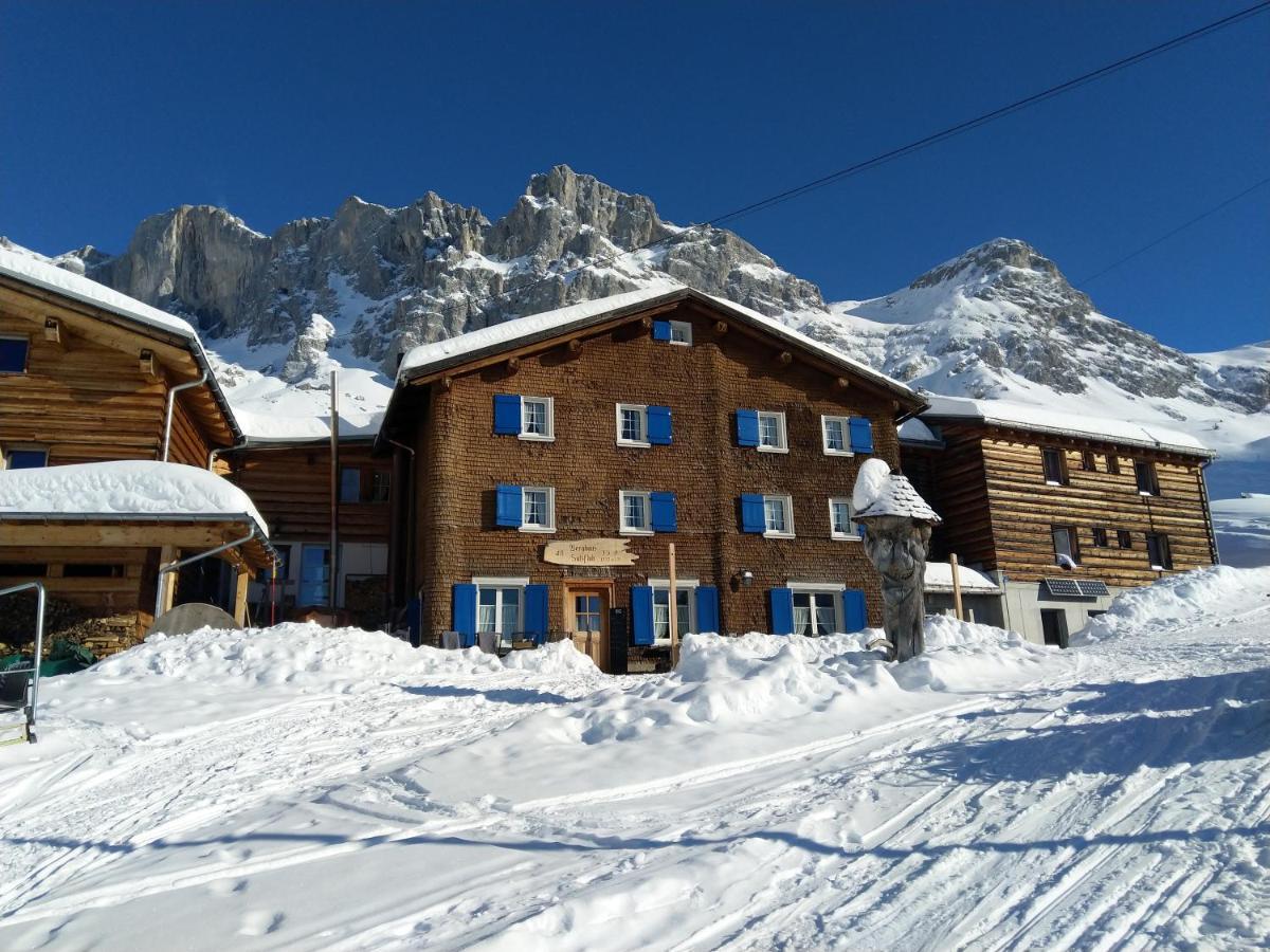 Berghaus Sulzfluh Sankt Antönien Exterior foto